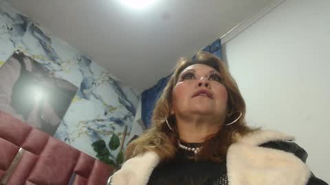 KAZSANDRAH online show from April 1, 2026, 4:46 am