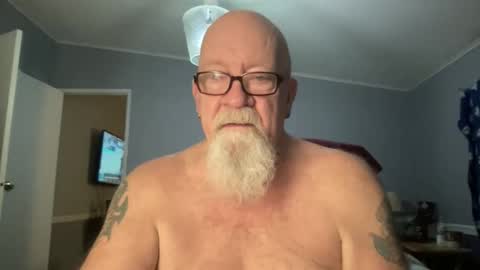 Snapshot of kcbace61760 chatting on February 15, 2026, 2:52 am kcbace61760 online show from February 15, 2026, 2:52 am