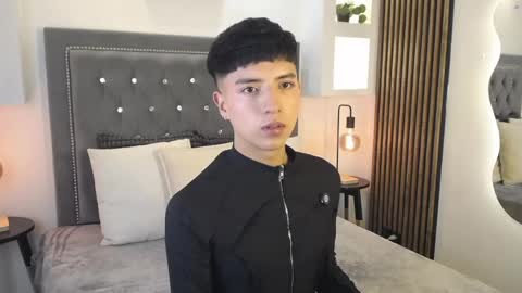 Snapshot of keen_nico chatting on May 7, 2026, 12:43 pm nico online show from May 7, 2026, 12:43 pm