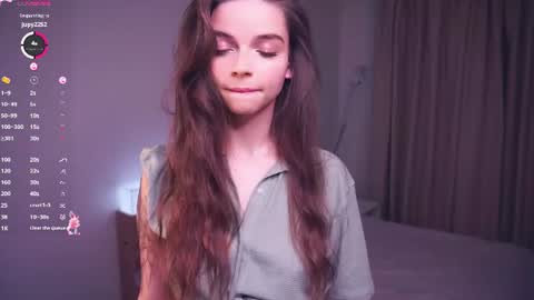 Lulu online show from June 12, 2026, 10:52 pm