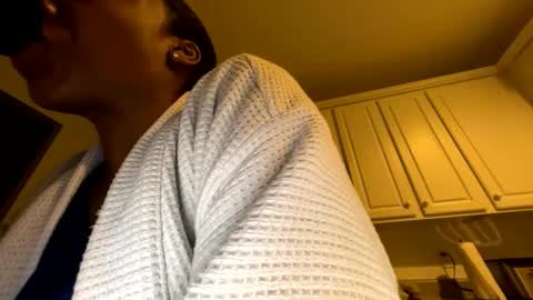 Snapshot of keephimcum69me chatting on March 8, 2026, 5:44 am Keephimcum69me online show from March 8, 2026, 5:44 am