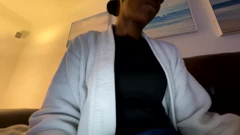 Snapshot of keephimcum69me chatting on June 9, 2026, 3:40 am Keephimcum69me online show from June 9, 2026, 3:40 am
