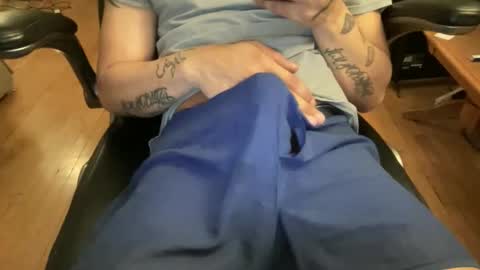 Keesey23 online show from June 9, 2026, 3:51 am