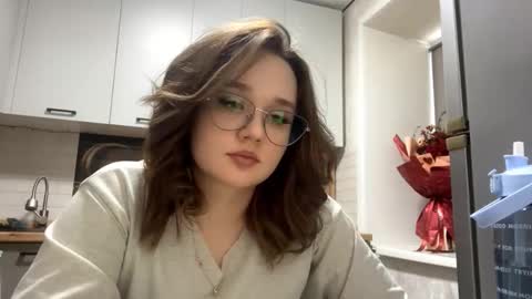 Snapshot of keeshatenn chatting on February 19, 2026, 11:28 am Velma online show from February 19, 2026, 11:28 am