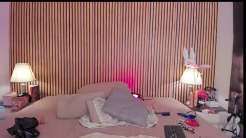 Snapshot of keeyla_stone chatting on January 11, 2026, 12:15 am keeyla stone online show from January 11, 2026, 12:15 am