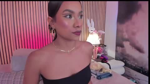 Snapshot of keeyla_stone chatting on January 18, 2026, 9:40 pm keeyla stone online show from January 18, 2026, 9:40 pm