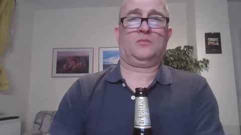 keilie1 online show from February 22, 2025, 6:52 pm