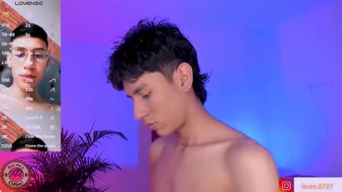 Alejandro Gonzalez online show from September 22, 2025, 2:02 am