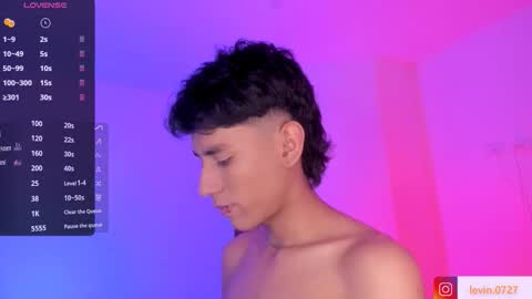 Alejandro Gonzalez online show from October 9, 2025, 8:56 am