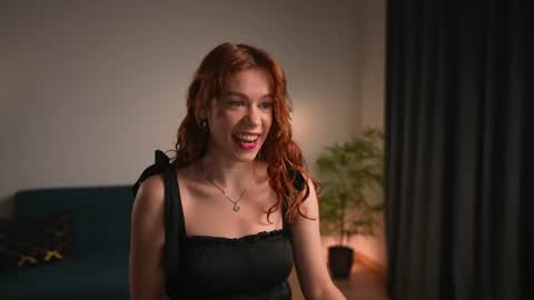 Snapshot of keira_knight chatting on June 18, 2026, 7:40 pm keira_knight online show from June 18, 2026, 7:40 pm