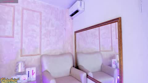 keirahartz online show from November 12, 2025, 4:13 am