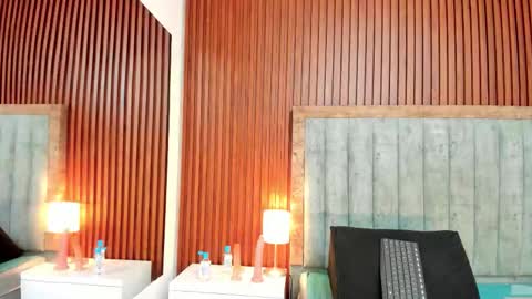 Snapshot of keisha_collins_ chatting on November 12, 2025, 7:57 pm Keisha online show from November 12, 2025, 7:57 pm