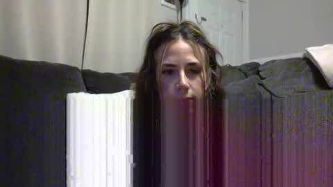 kekes2015 online show from November 15, 2025, 11:54 pm