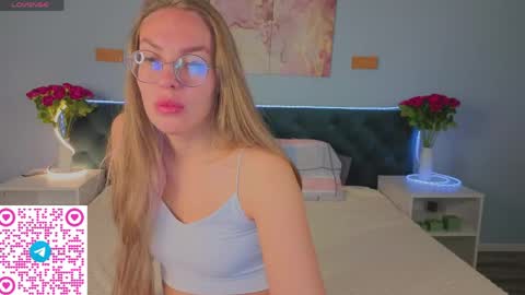 Snapshot of kelly__hardy chatting on May 17, 2026, 12:52 am Kelly Hardy GTM3 Mon Wed Thu 0400 am-1030pm online show from May 17, 2026, 12:52 am