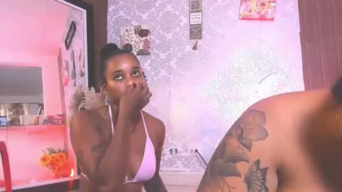 kelly__thomson online show from September 16, 2025, 9:16 pm