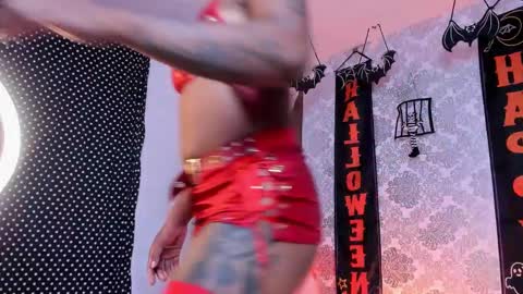 kelly__thomson online show from October 25, 2025, 11:10 pm