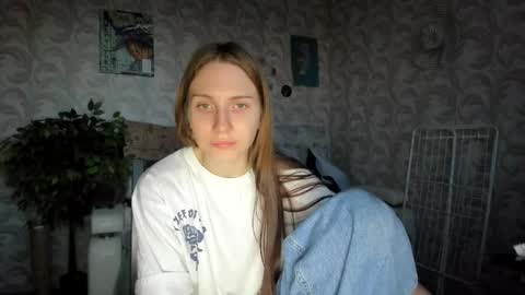 Snapshot of kelly_gerzikaaa chatting on October 25, 2025, 11:29 am kelly_gerzikaaa online show from October 25, 2025, 11:29 am