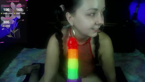 Kelly online show from September 12, 2025, 4:23 am