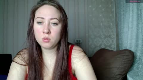 kellycrystall online show from January 8, 2025, 1:53 am