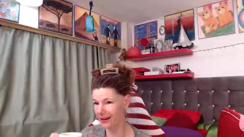 kelly online show from April 23, 2026, 2:35 am