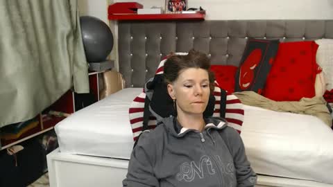 kelly online show from May 15, 2026, 11:45 pm