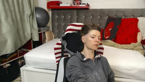 kelly online show from May 15, 2026, 11:56 pm