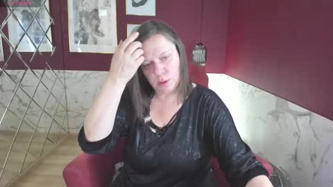 Kelly online show from September 15, 2025, 7:19 am