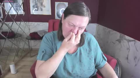 Kelly online show from September 19, 2025, 5:20 am