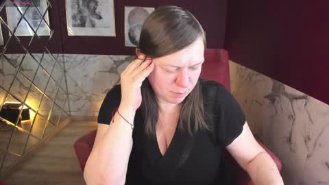 Kelly online show from April 11, 2026, 10:41 am