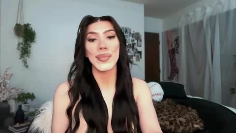 Kelsi  online show from March 2, 2026, 6:03 am