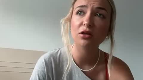 Kelsey Blu online show from April 2, 2026, 10:29 pm