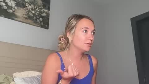 Snapshot of kelseyblu chatting on May 9, 2026, 11:21 pm Kelsey Blu online show from May 9, 2026, 11:21 pm