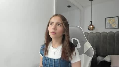 Kely online show from May 15, 2026, 11:06 am