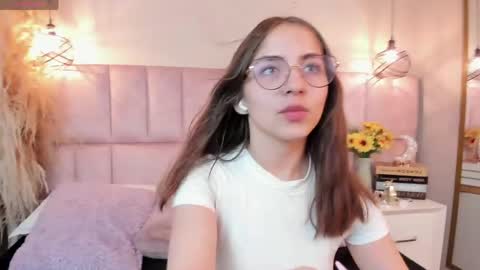 Snapshot of kely_morgan chatting on June 3, 2026, 3:09 am Kely online show from June 3, 2026, 3:09 am
