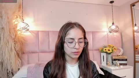 Snapshot of kely_morgan chatting on June 3, 2026, 2:33 pm Kely online show from June 3, 2026, 2:33 pm