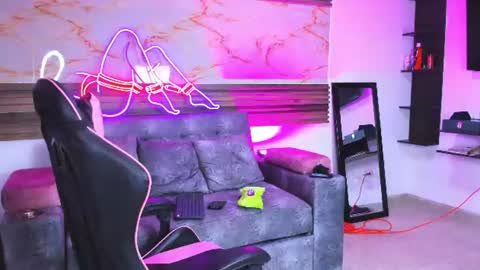 ken_and_bonnie online show from July 17, 2026, 2:18 am