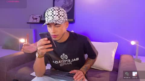 Snapshot of ken_boy_ chatting on April 28, 2026, 9:03 am online show from April 28, 2026, 9:03 am