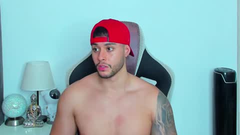 ken_mailik online show from February 19, 2025, 5:05 am