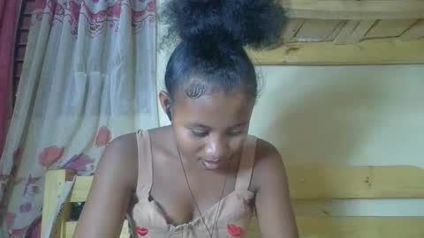 Snapshot of kenchy93 chatting on October 20, 2025, 7:42 am Kenchy online show from October 20, 2025, 7:42 am