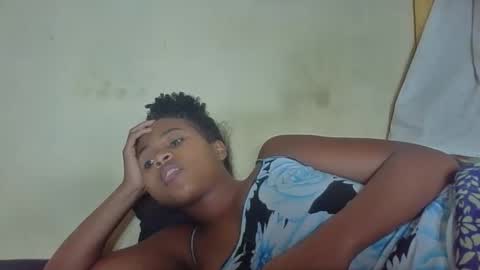 Snapshot of kenchy93 chatting on October 27, 2025, 3:49 pm Kenchy online show from October 27, 2025, 3:49 pm