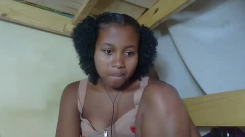 Snapshot of kenchy93 chatting on October 29, 2025, 4:59 am Kenchy online show from October 29, 2025, 4:59 am