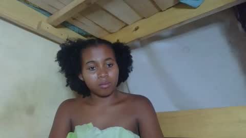 Snapshot of kenchy93 chatting on October 29, 2025, 5:04 pm Kenchy online show from October 29, 2025, 5:04 pm