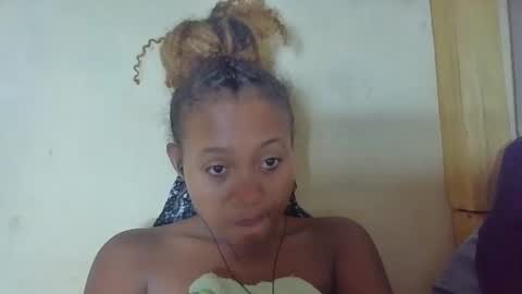 Snapshot of kenchy93 chatting on November 1, 2025, 4:36 am Kenchy online show from November 1, 2025, 4:36 am