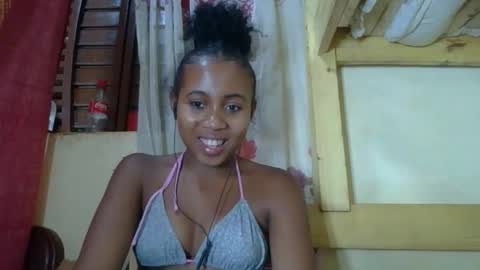 Snapshot of kenchy93 chatting on November 15, 2025, 6:37 pm Kenchy online show from November 15, 2025, 6:37 pm