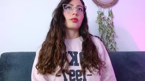 Valery online show from February 4, 2026, 11:20 pm