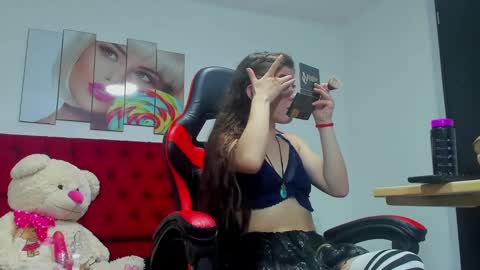 Snapshot of kendalyener chatting on March 4, 2025, 2:42 pm KENDALYENER online show from March 4, 2025, 2:42 pm