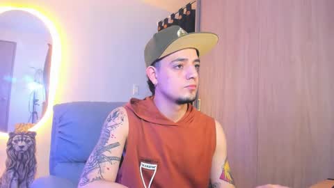 kendel_dimitri online show from January 9, 2025, 5:44 am