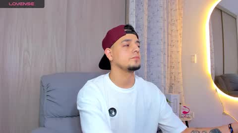 kendel_dimitri online show from October 2, 2025, 5:14 am