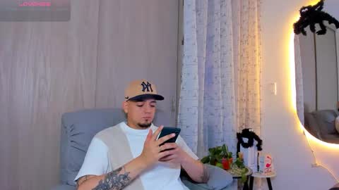 kendel_dimitri online show from October 26, 2025, 5:02 am