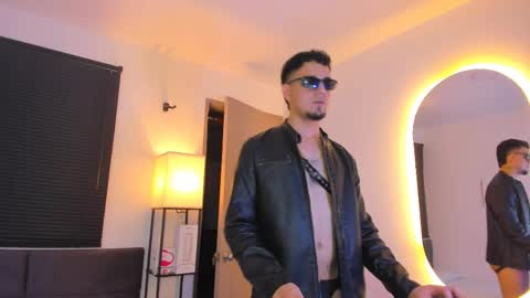 kendel_dimitri online show from April 9, 2026, 6:19 am